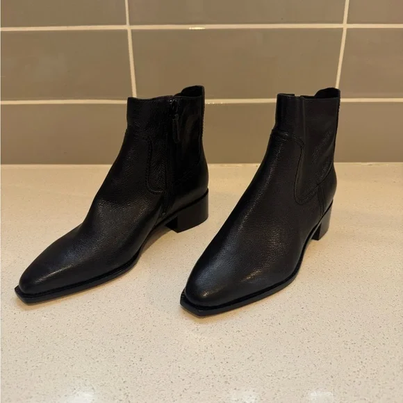 NEW Cole Haan Black Leather Ankle Booties – Women’s Classic Heeled Fashion Boots - Picture 4 of 8